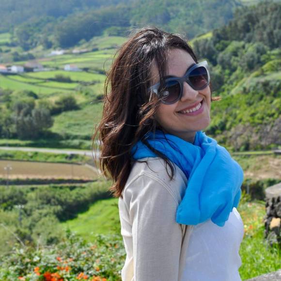 Meet your Posher, Lucia - Picture 1 of 1